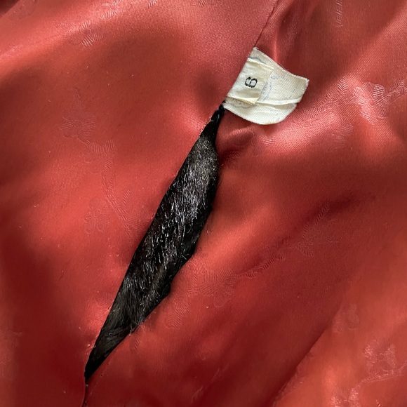 Vintage women’s faux fur coat size 6 (fits a small/medium) - Picture 4 of 5